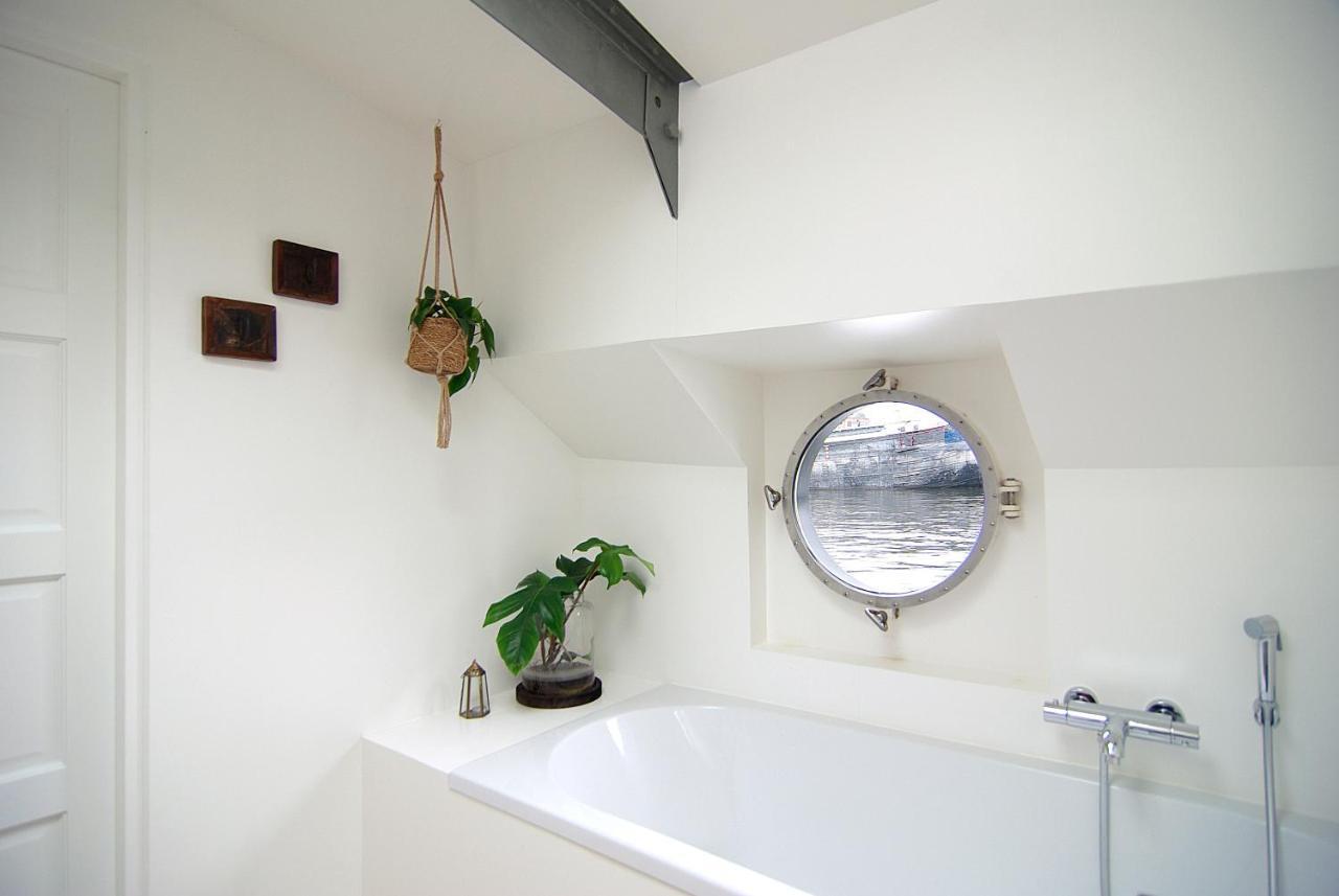 Eco Houseboat Otel Amsterdam Dış mekan fotoğraf